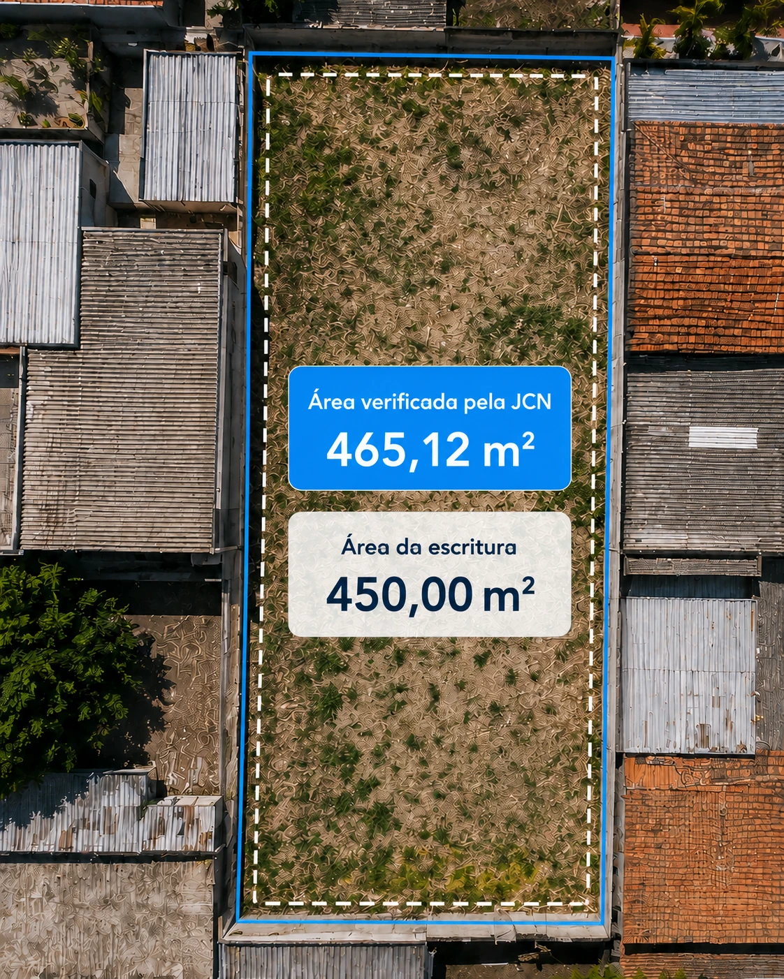 Terreno com contorno azul da área verificada pela JCN, de 465,12 m², e contorno branco tracejado da área da escritura, de 450,00 m²